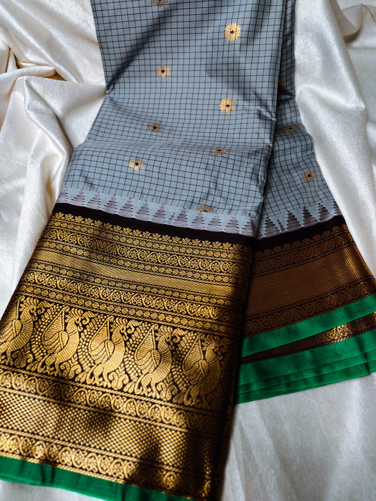 Vitange gadwal silk saree