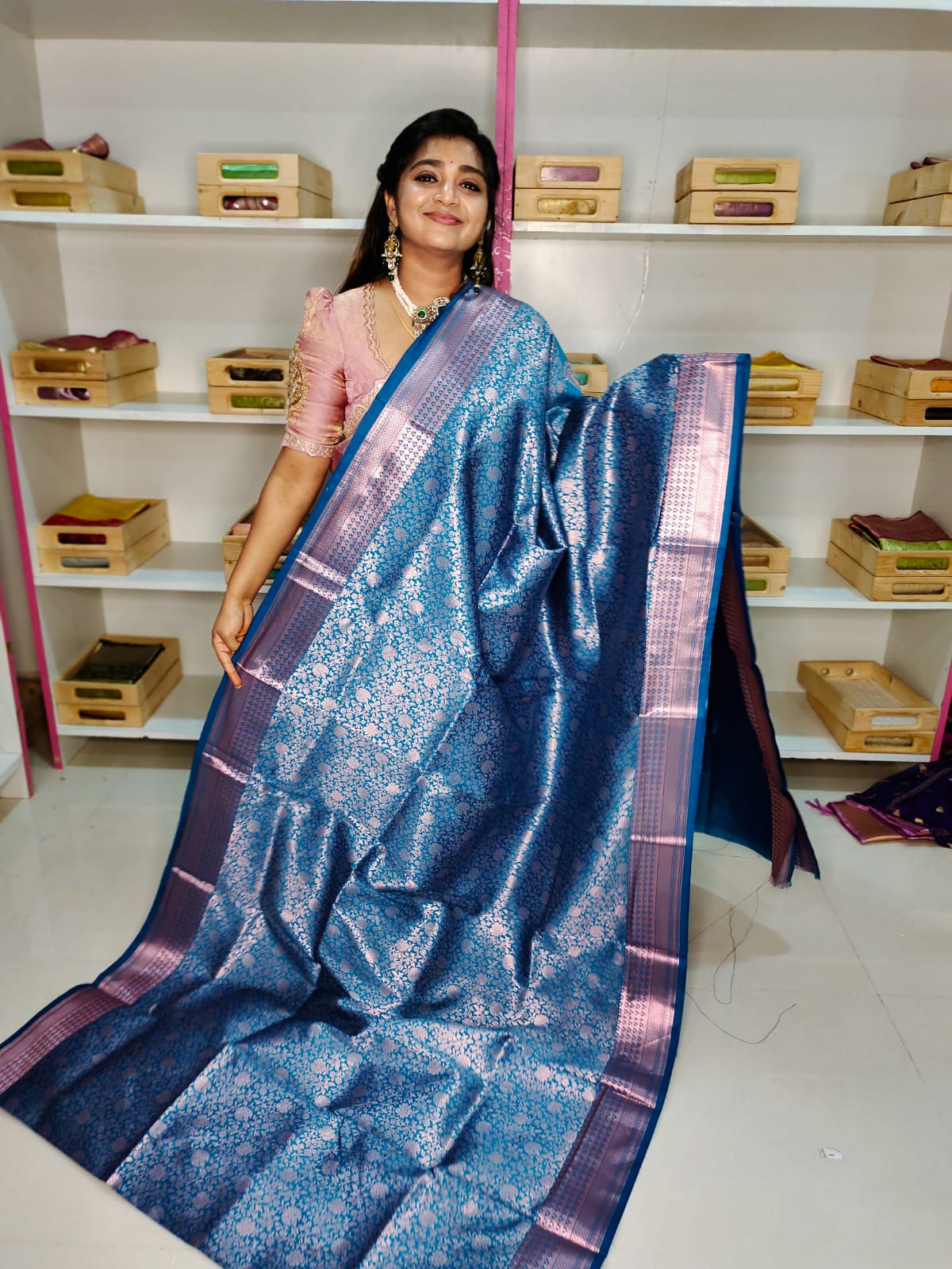 శ్రావణమాసం క్లియరెన్స్ సేల్ ఫ్యాన్సీ చీరలు