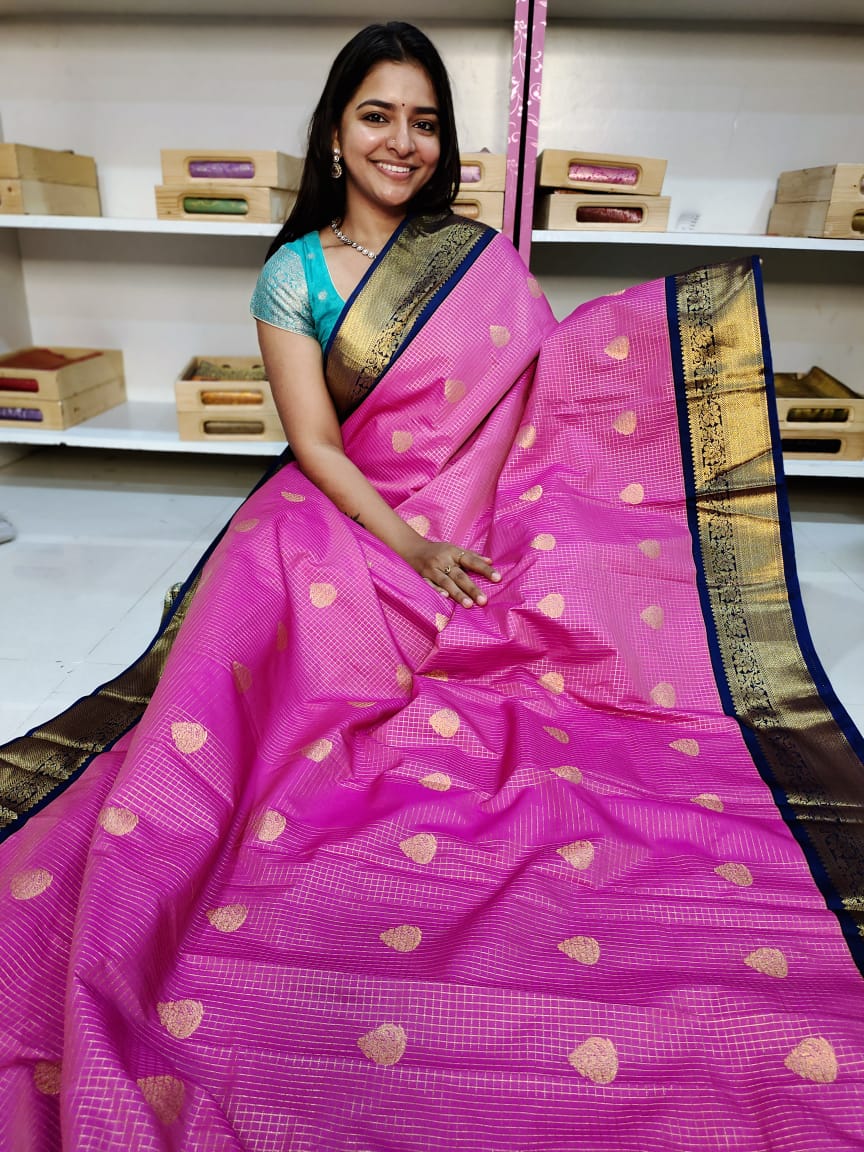 Gadwal offer sarees