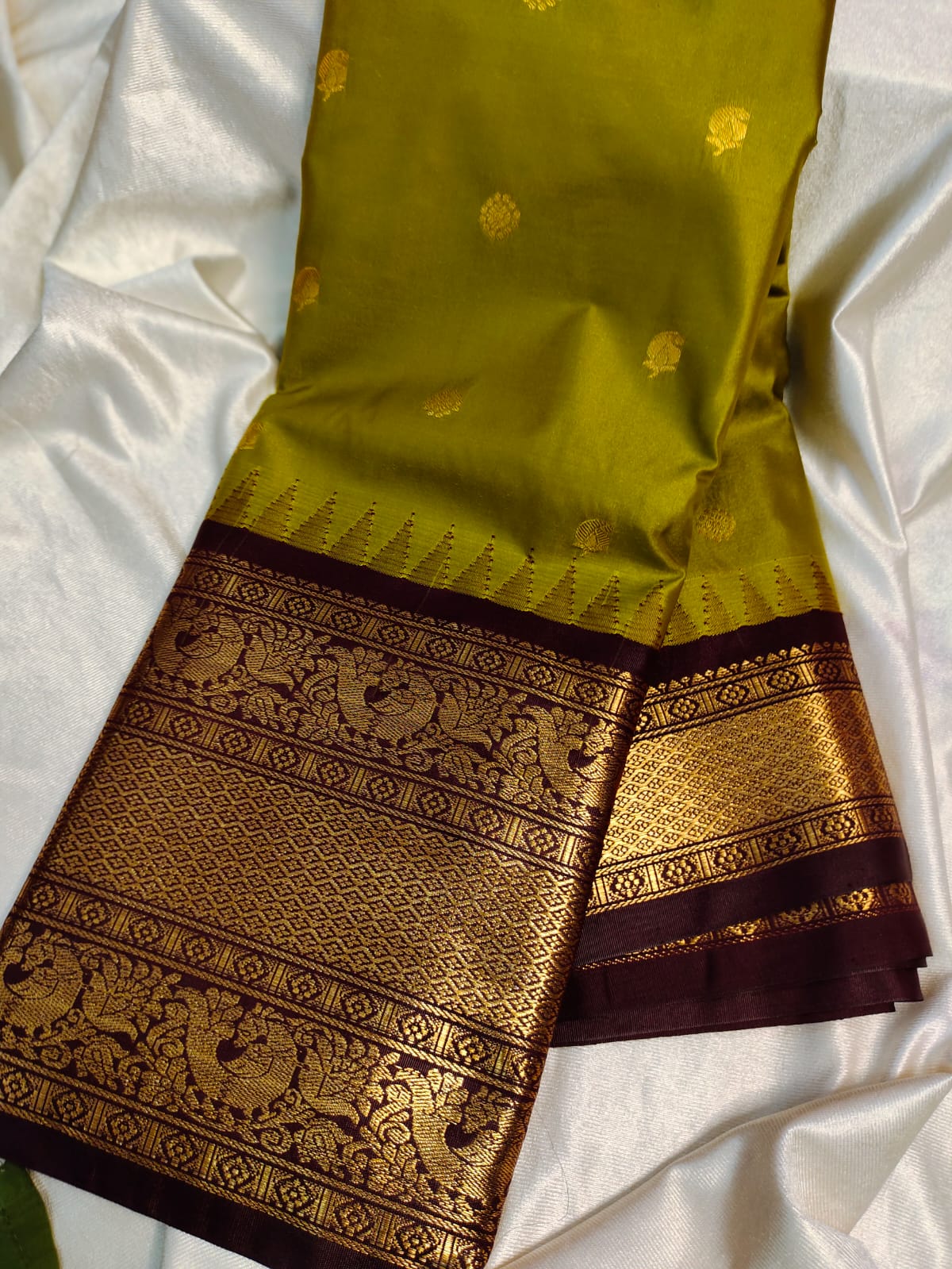 Primeme gadwal silk saree