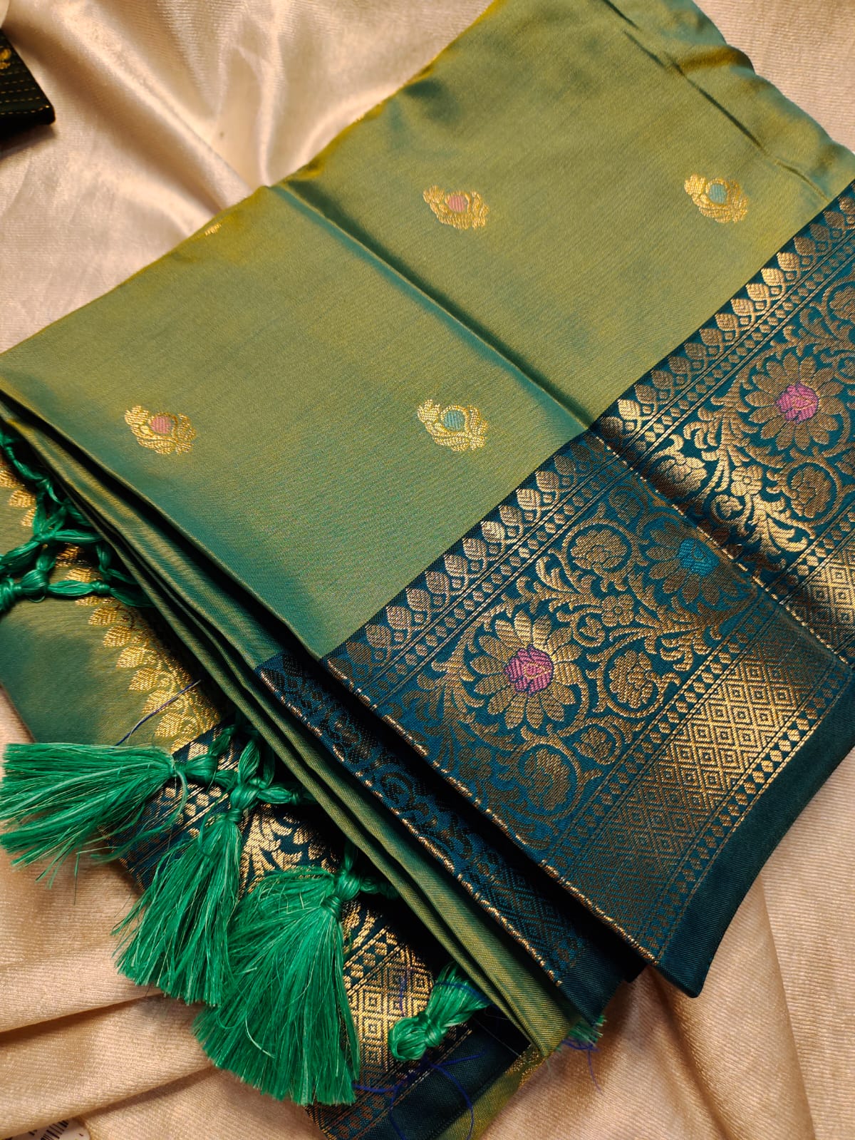 Uppada silk saree
