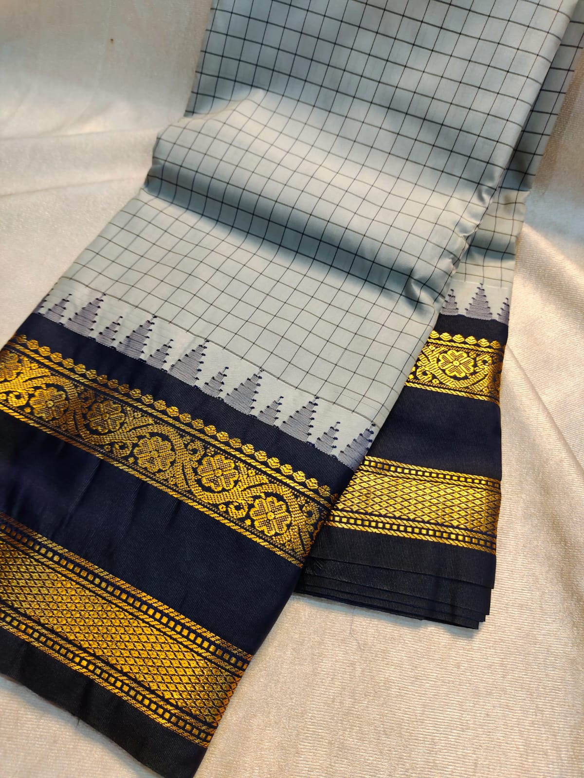 Sravanam gadwal sale