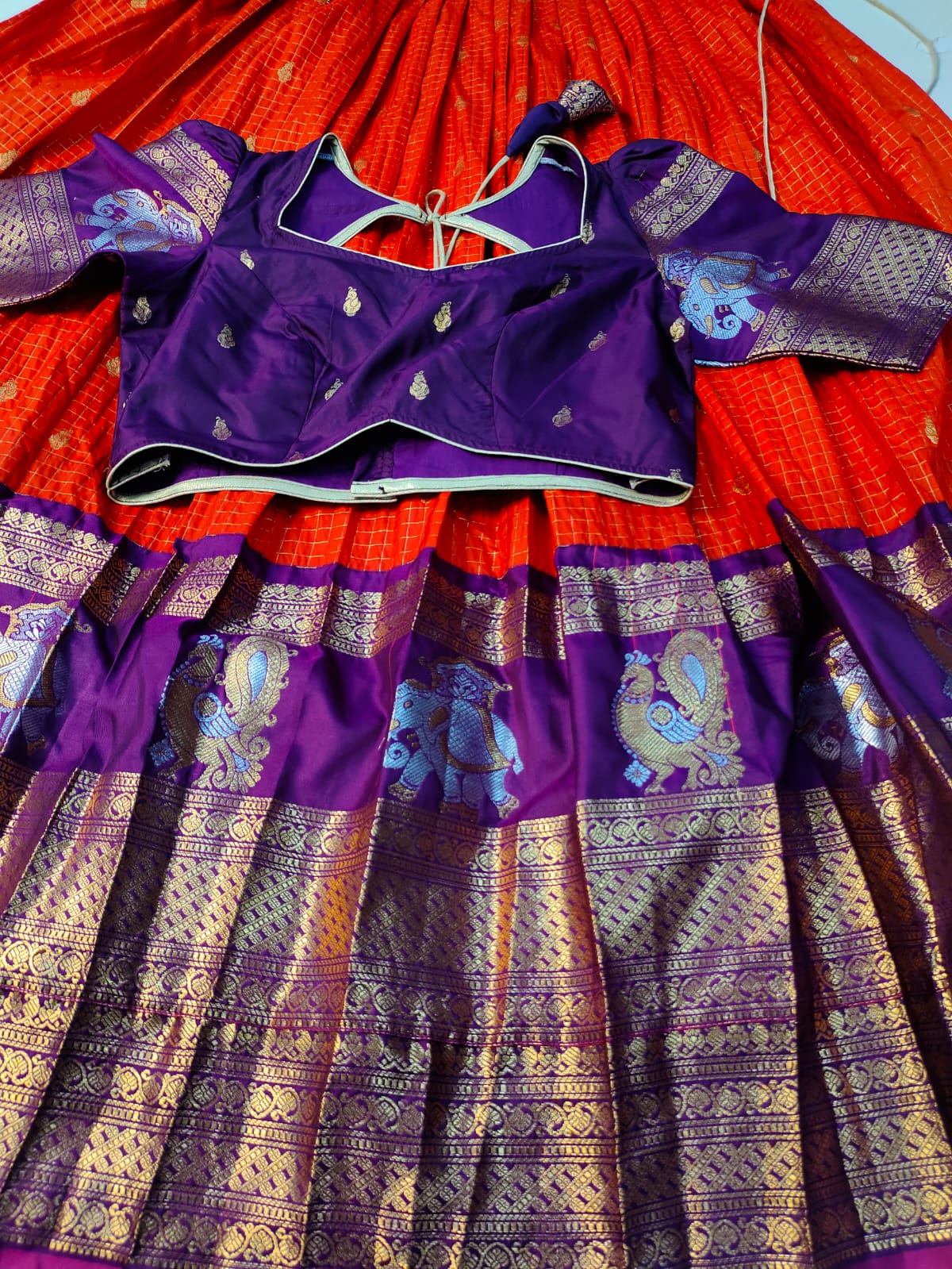 Vintage gadwal lehangas