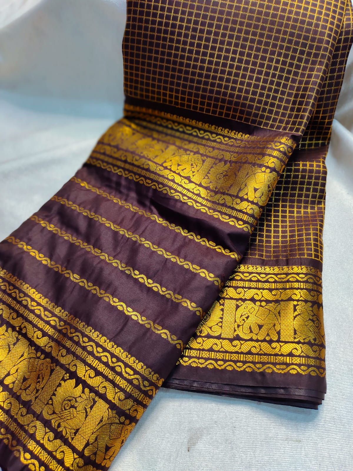Vintage gadwal sarees