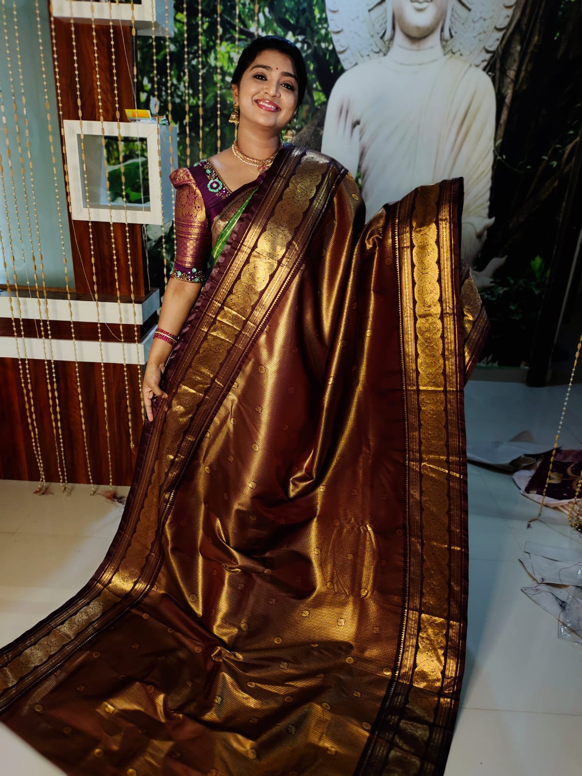 50% offer Valli gadwal