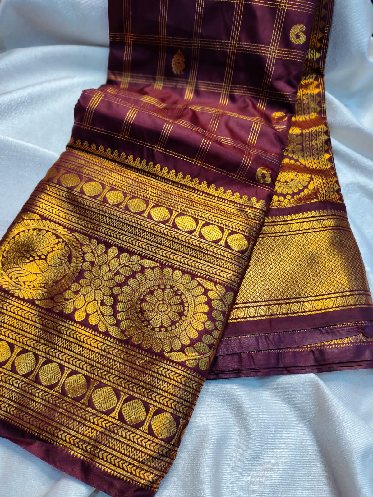 Vintage gadwal sarees