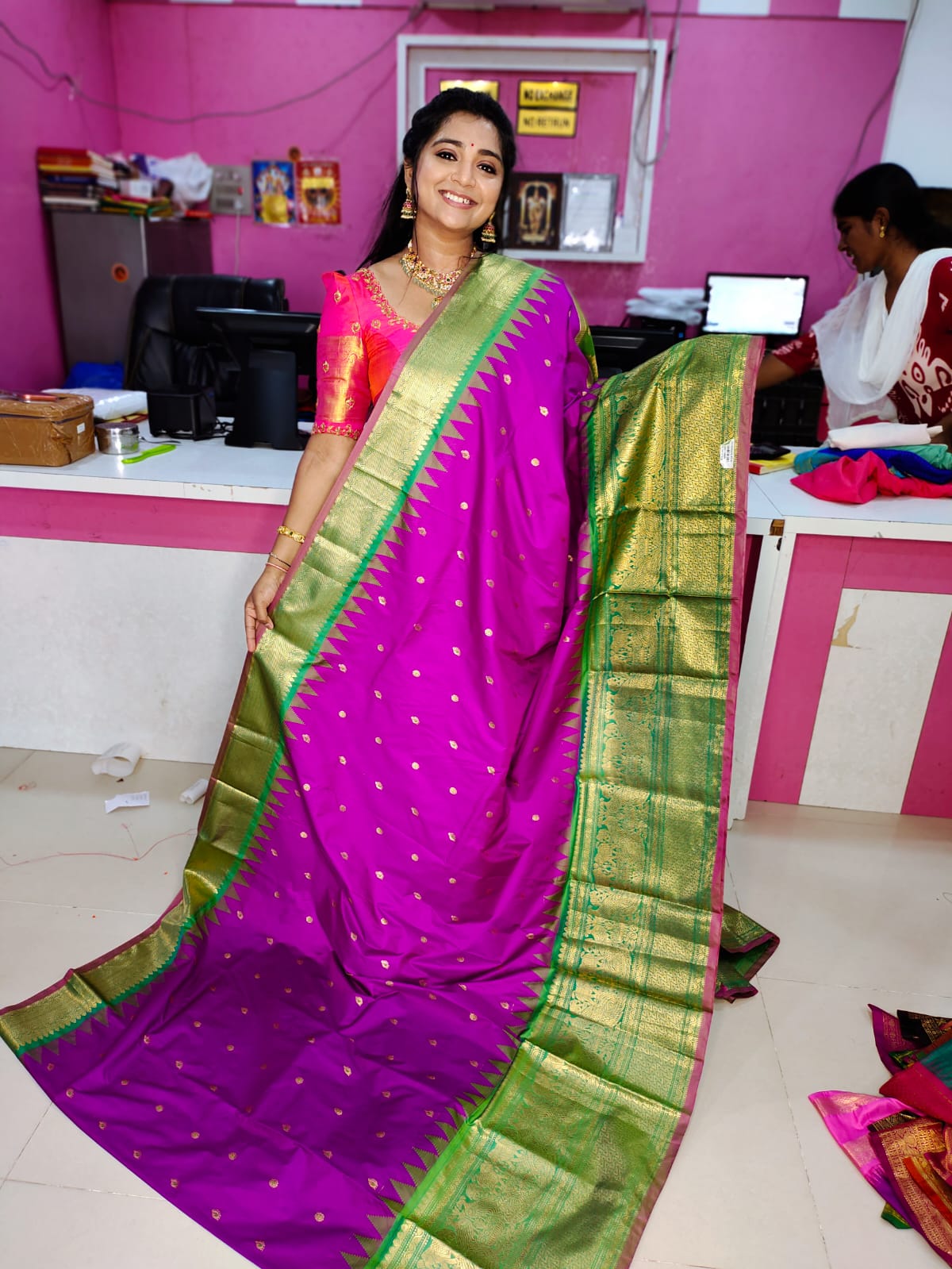 60% offer gadwal sale