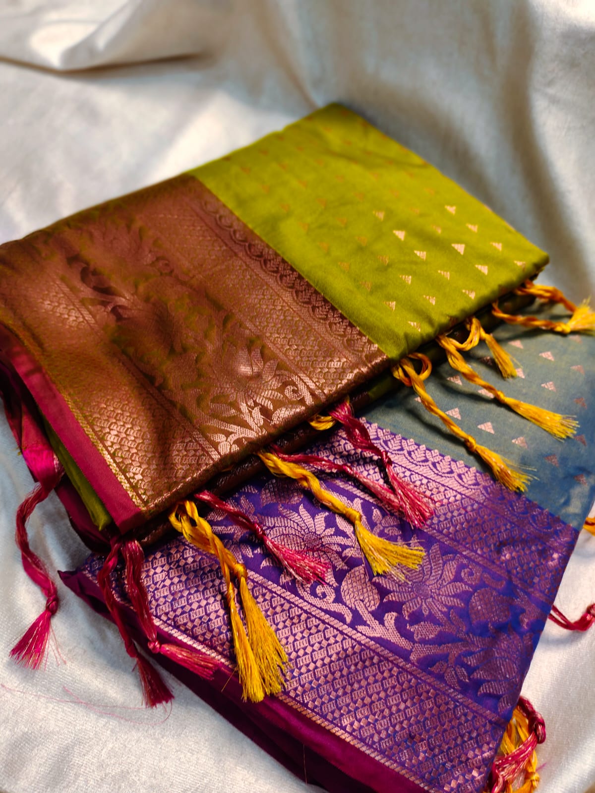 1+1 offer Uppada silk