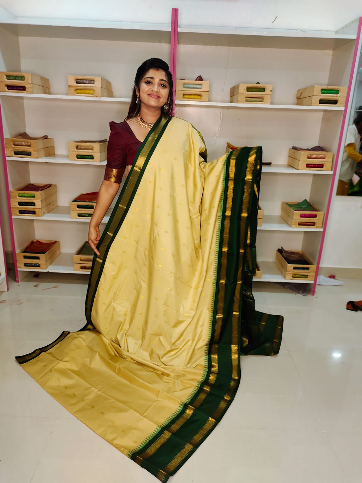 Gadwal Clearnce sale
