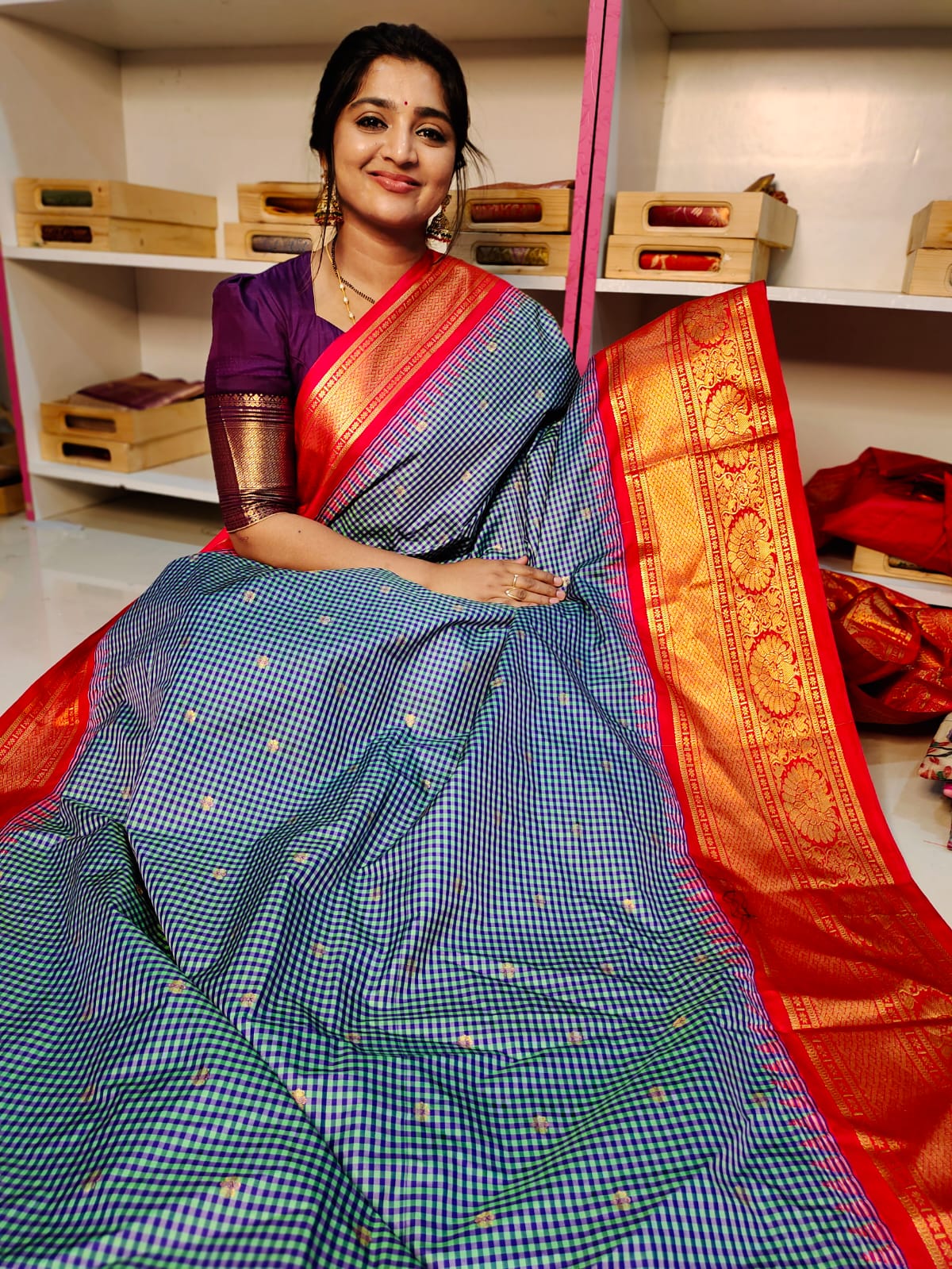 Vitange gadwal silk