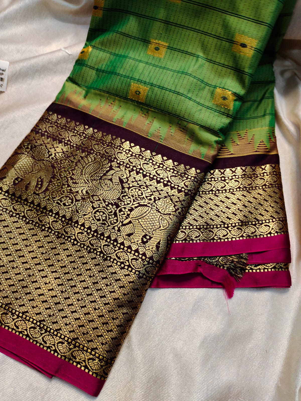 60% offer gadwal sarees