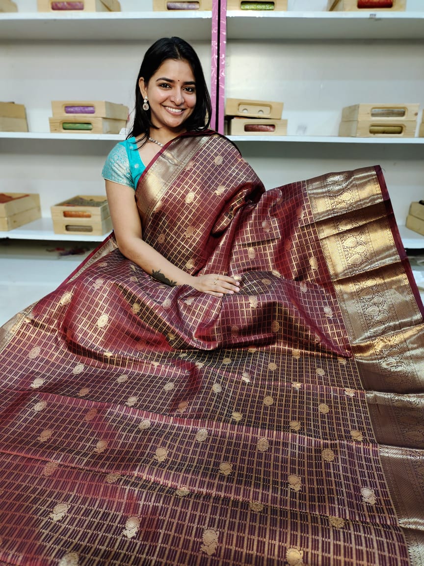 Gadwal offer sarees