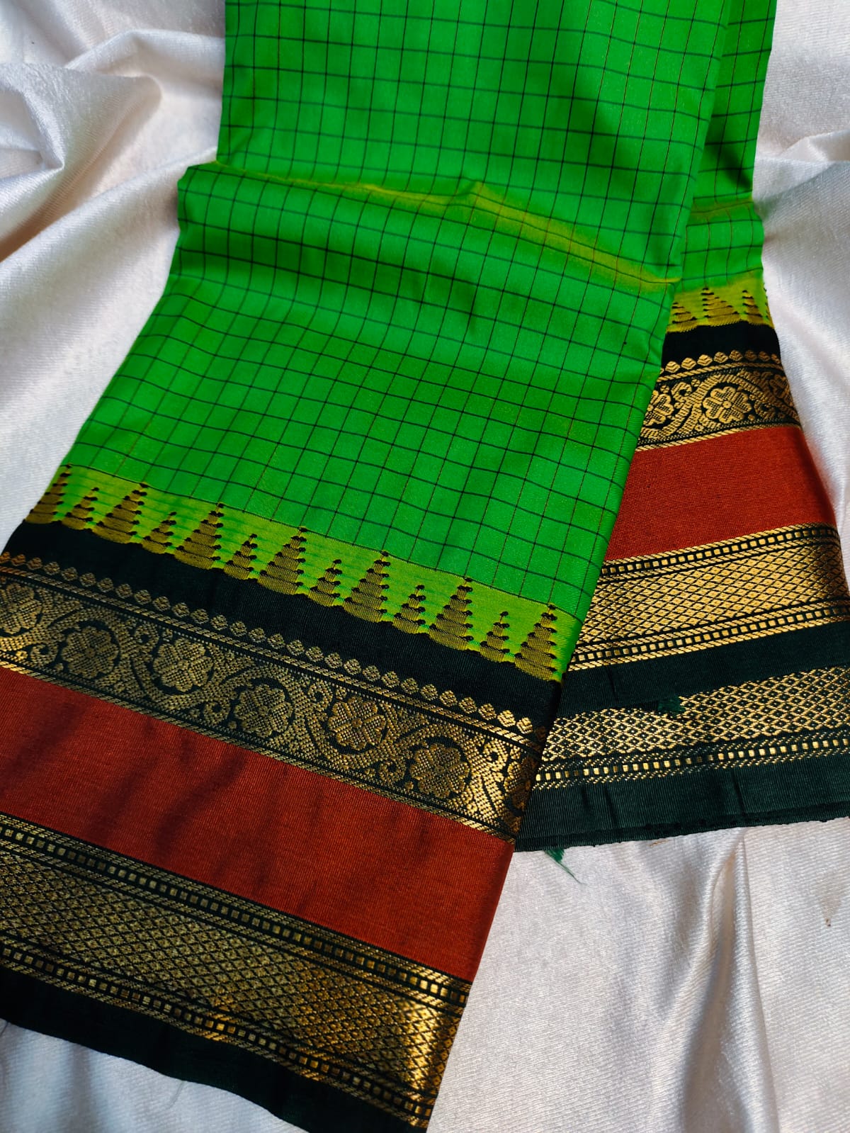 Sravanam gadwal sale