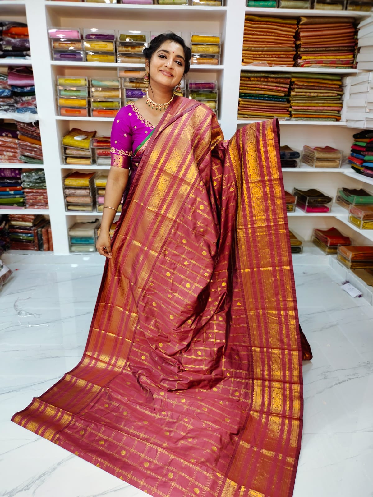 50% offer Valli gadwal