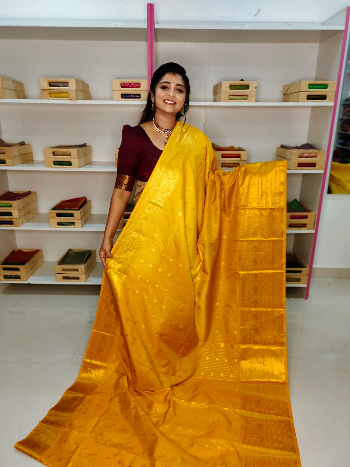 గద్వాల్ క్లియరెన్స్ సేల్