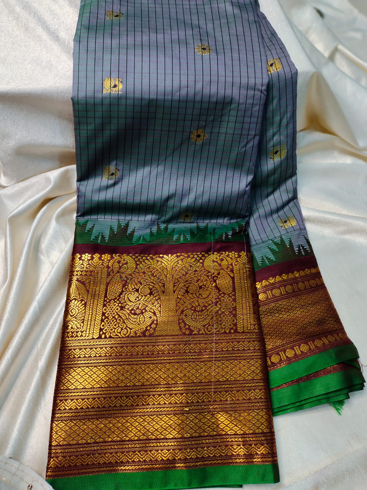 Vintage gadwal silk