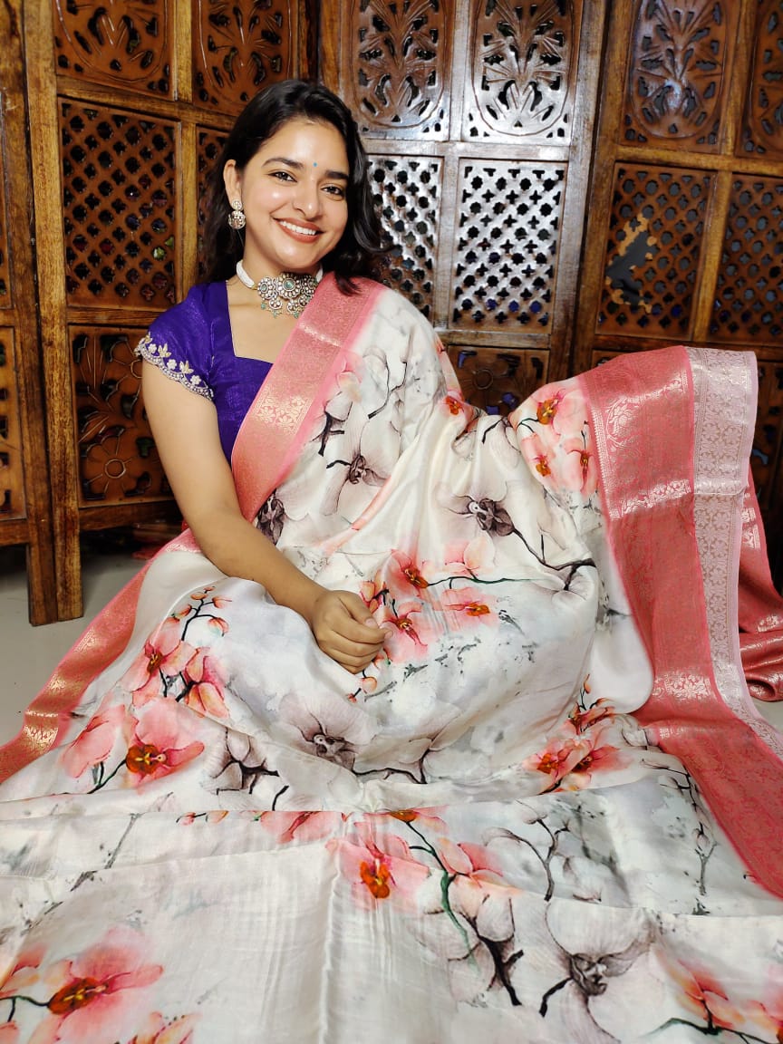 సంక్రాంతికి 50% చీర ఆఫర్