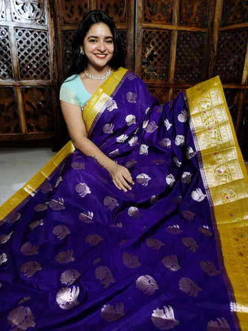 క్లియరెన్స్ అమ్మకం