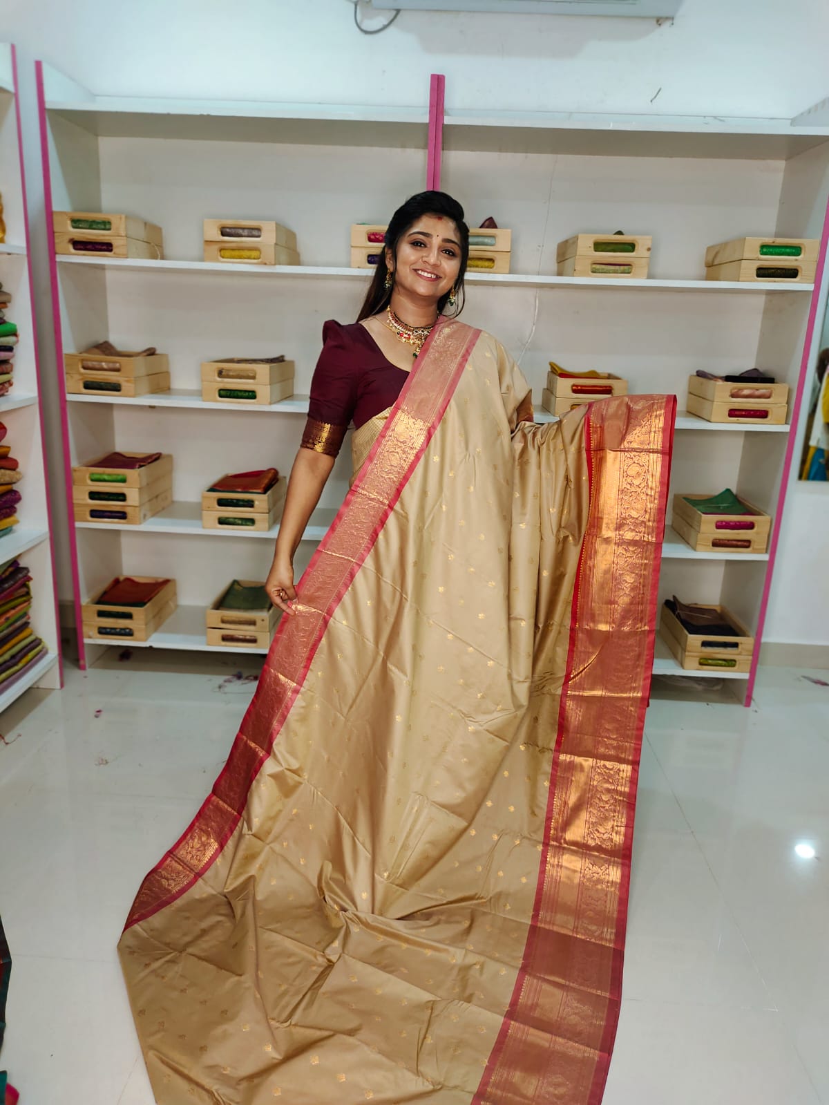 గద్వాల్ క్లియరెన్స్ సేల్