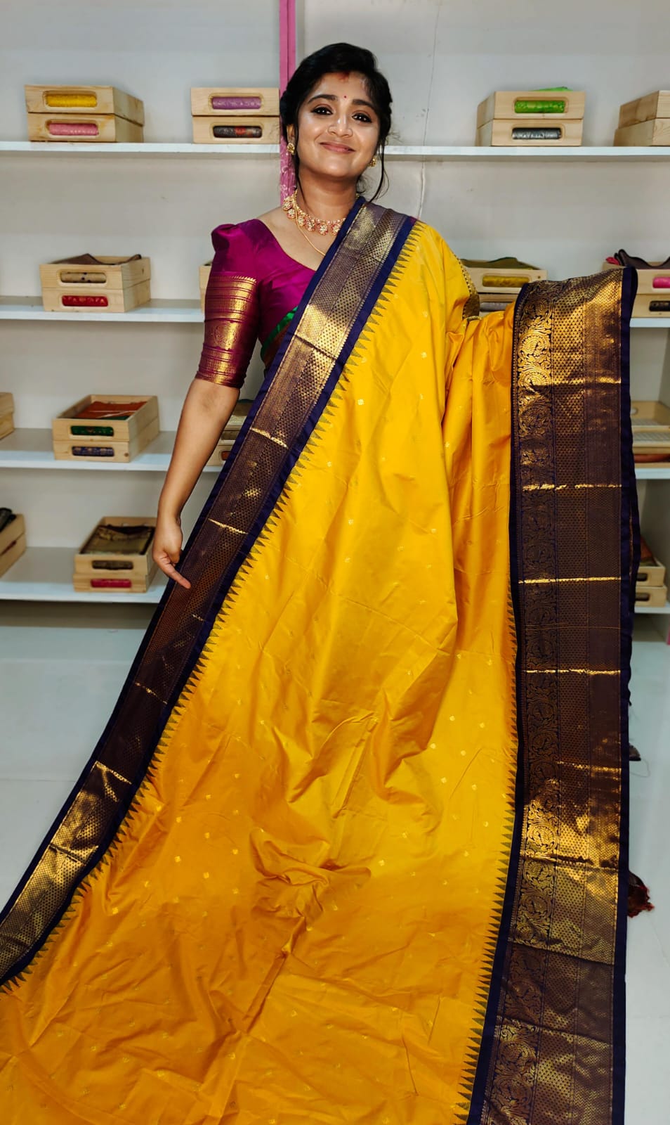 50% offer gadwal silk