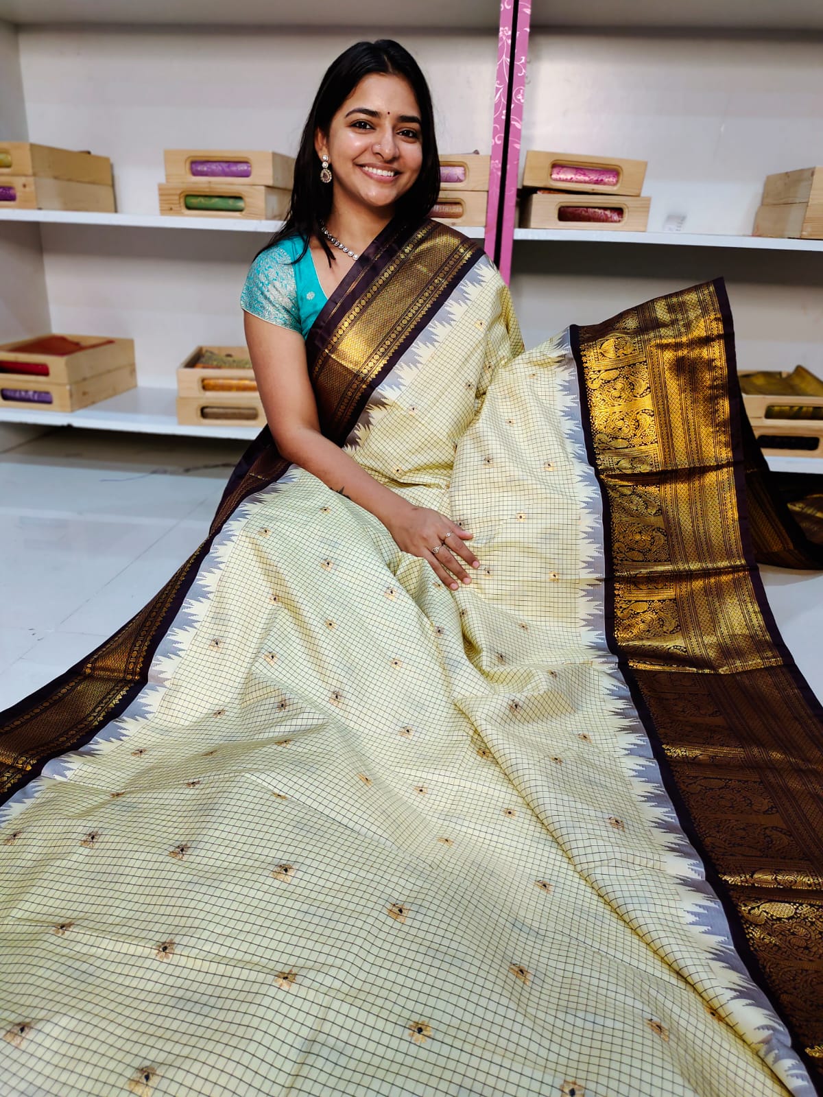 65% offer gadwal sale
