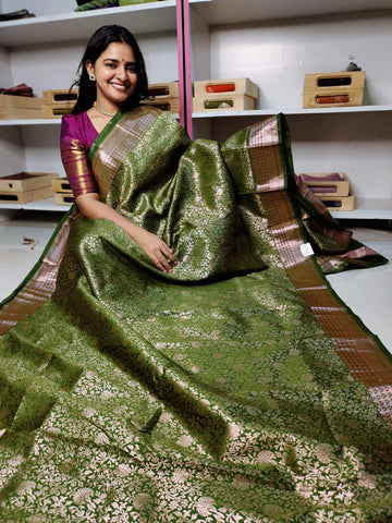 దీపావళికి చీరలు ఆఫర్ చేయండి