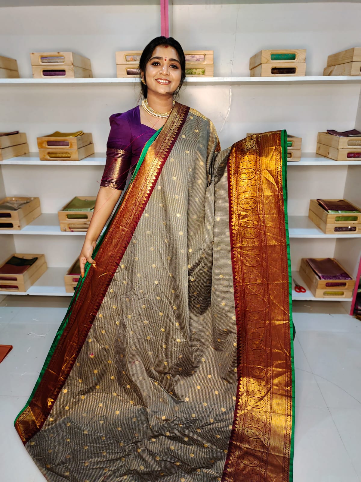 శ్రావణమాసం సేల్ గద్వాల్ సిల్క్