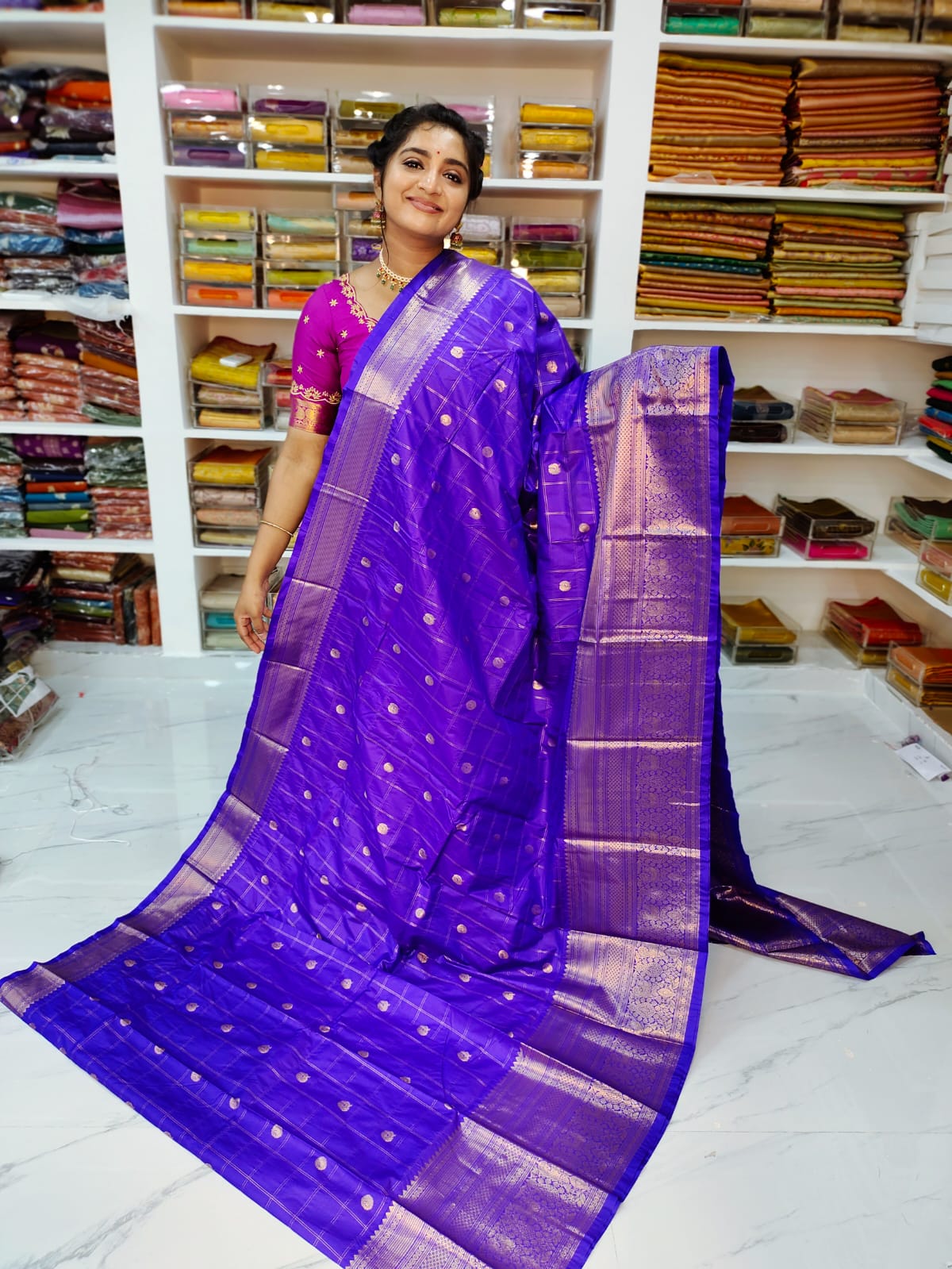 50% offer Valli gadwal