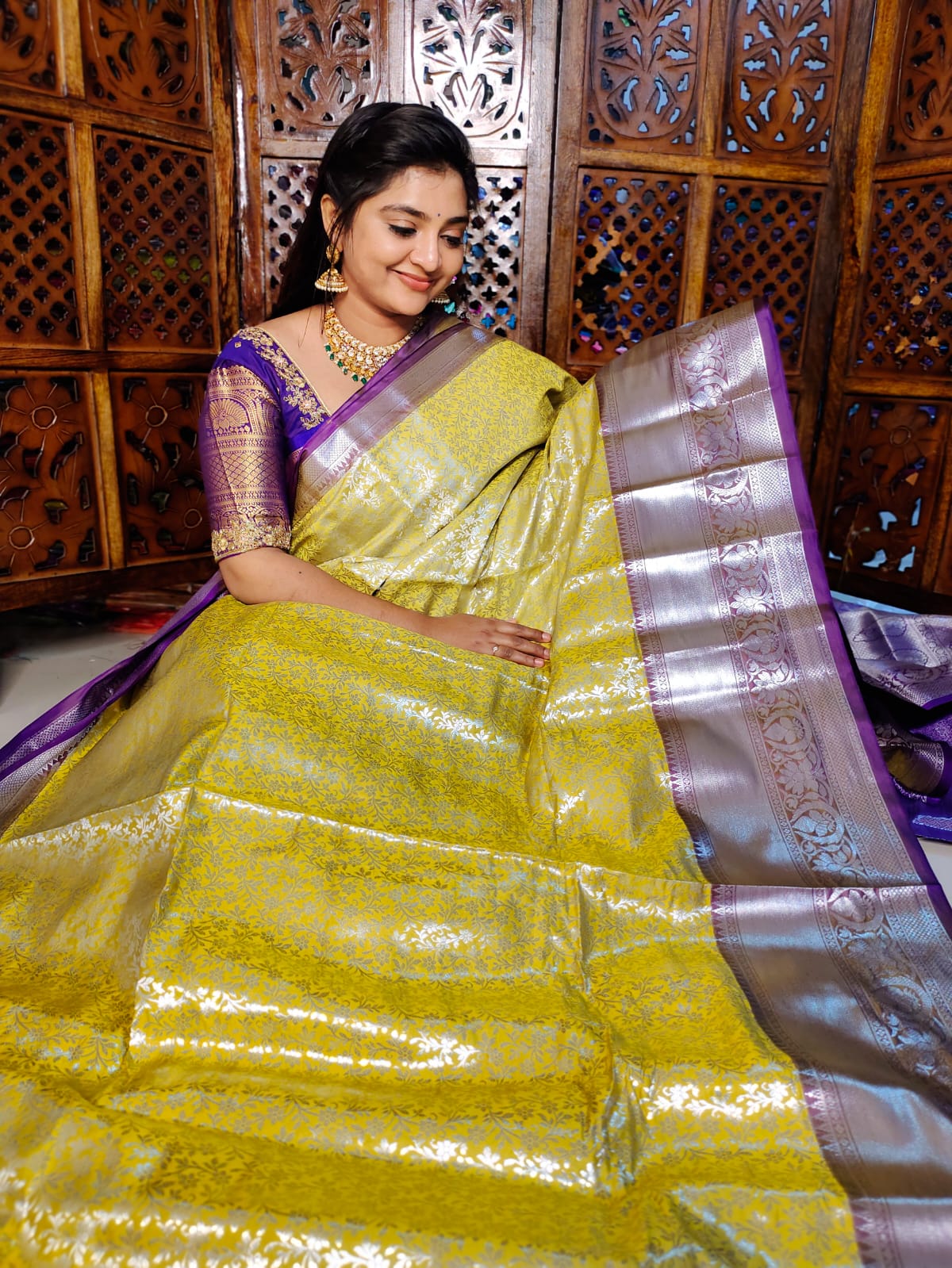 ఎస్‌బి899