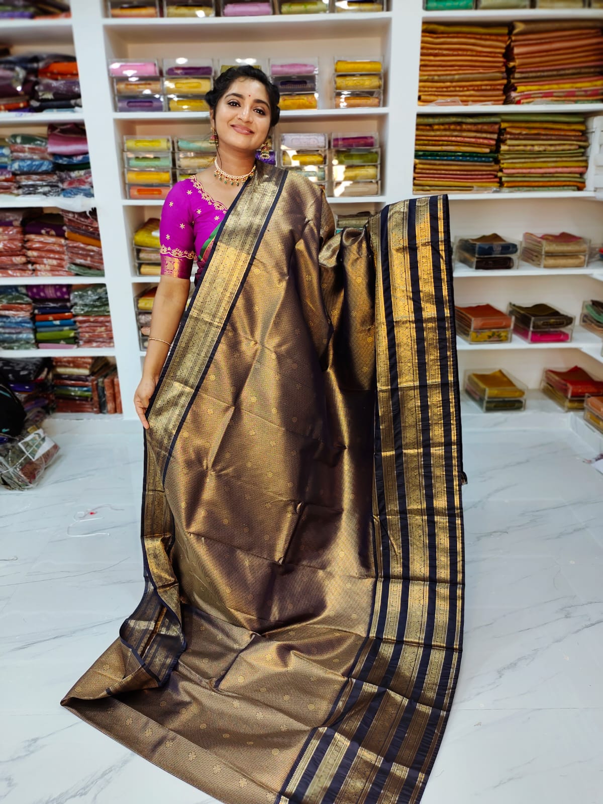 50% offer Valli gadwal