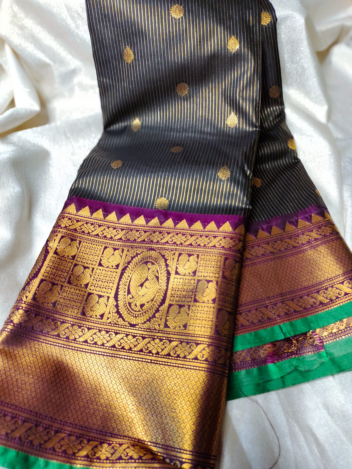 Vitange gadwal silk saree