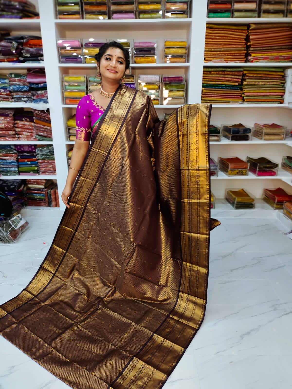50% offer Valli gadwal