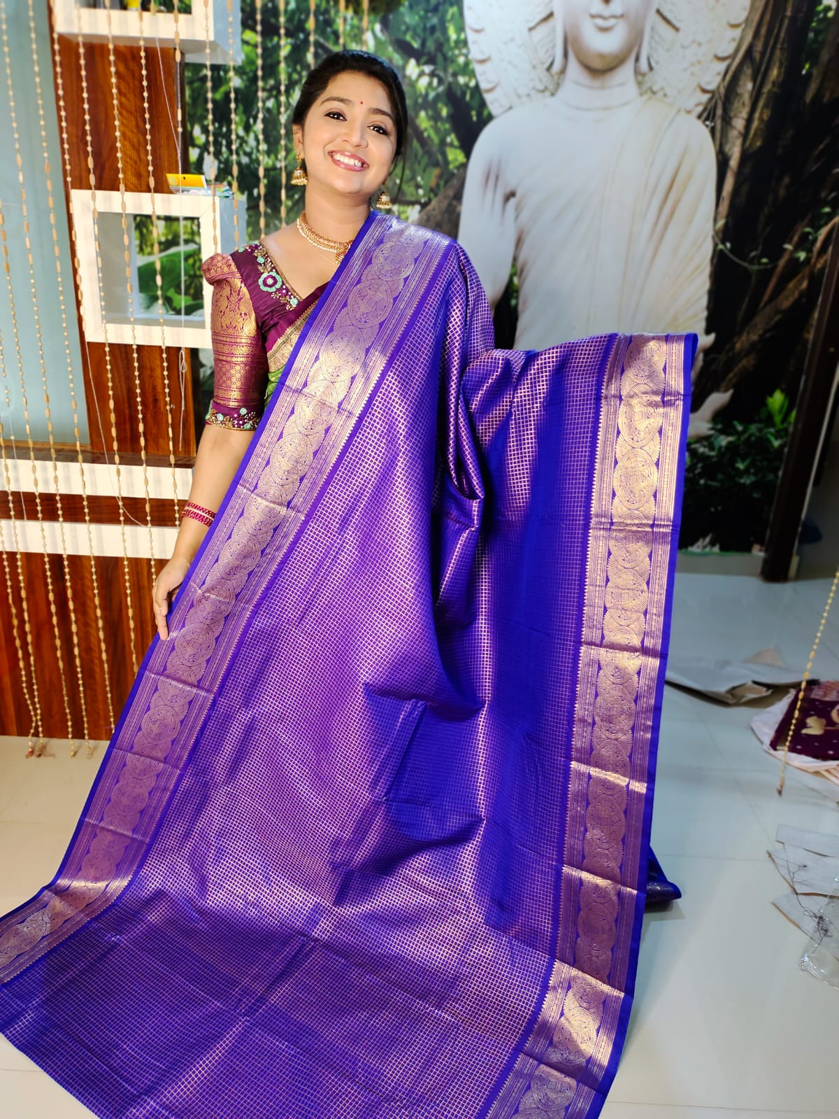 Valli gadwal 1day sale