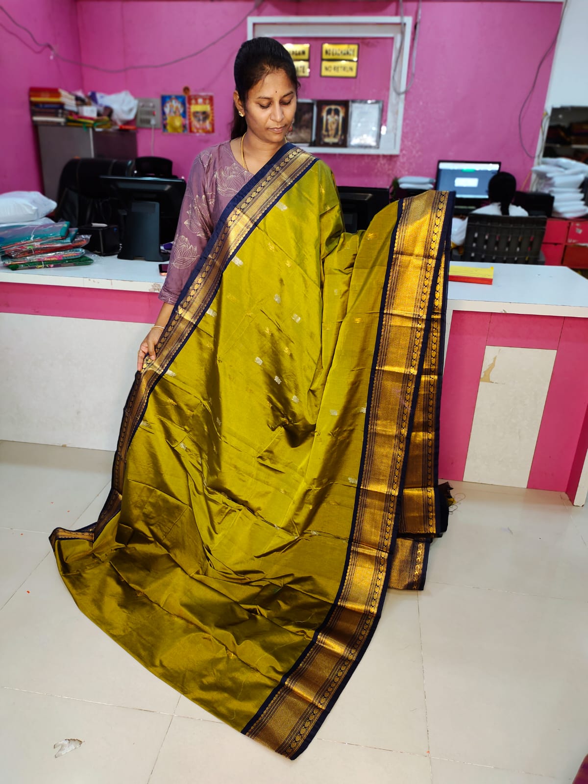 50% offer gadwal sale