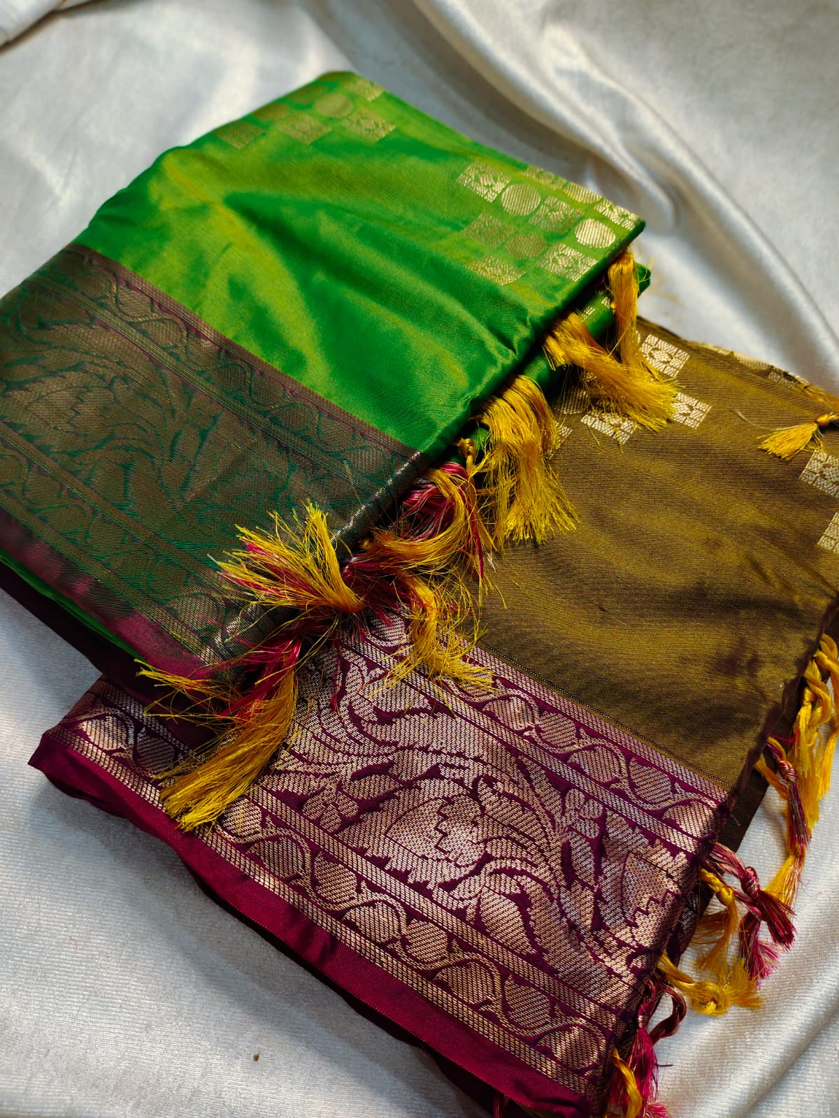 1+1 offer Uppada silk