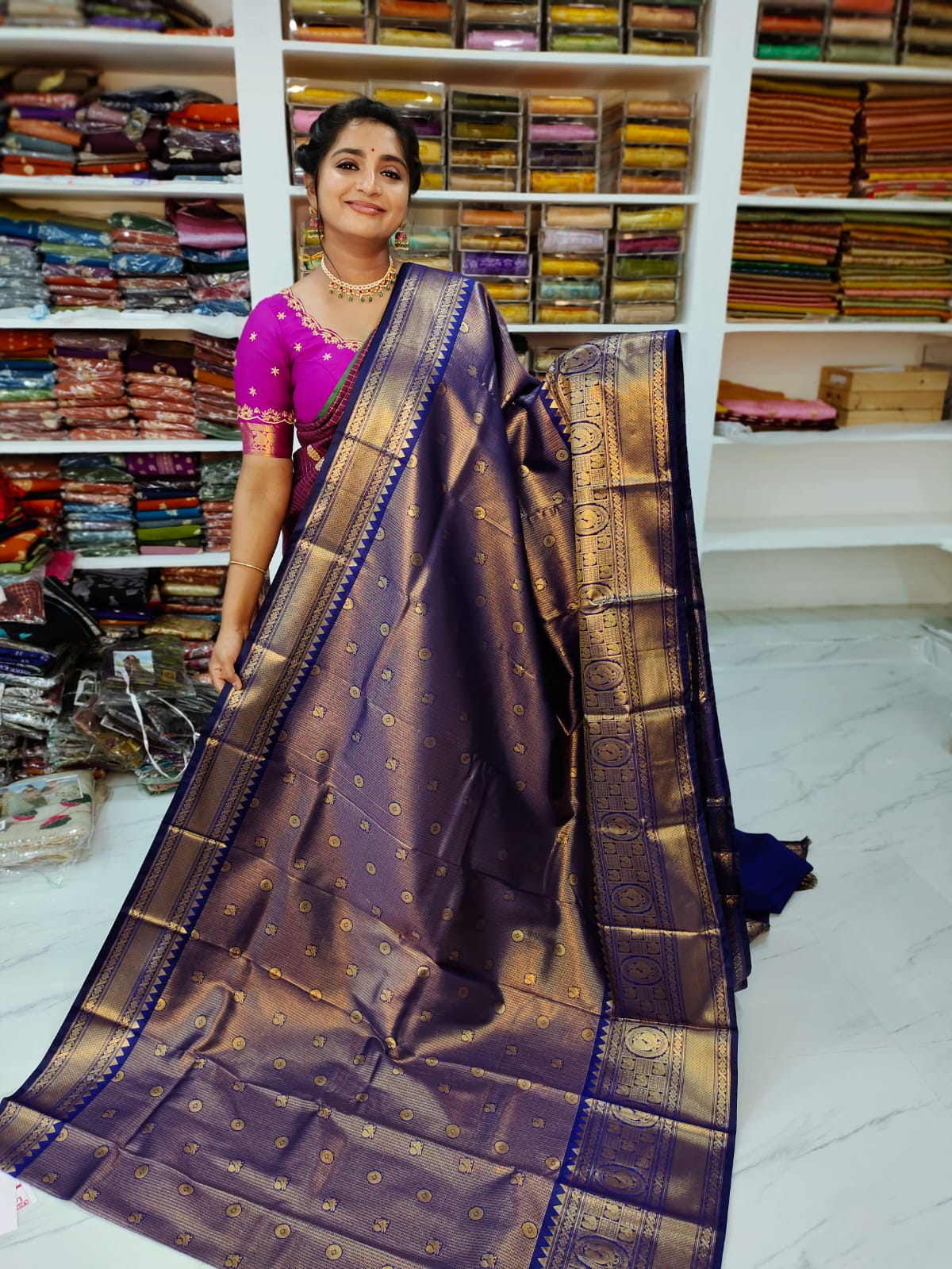 50% offer Valli gadwal