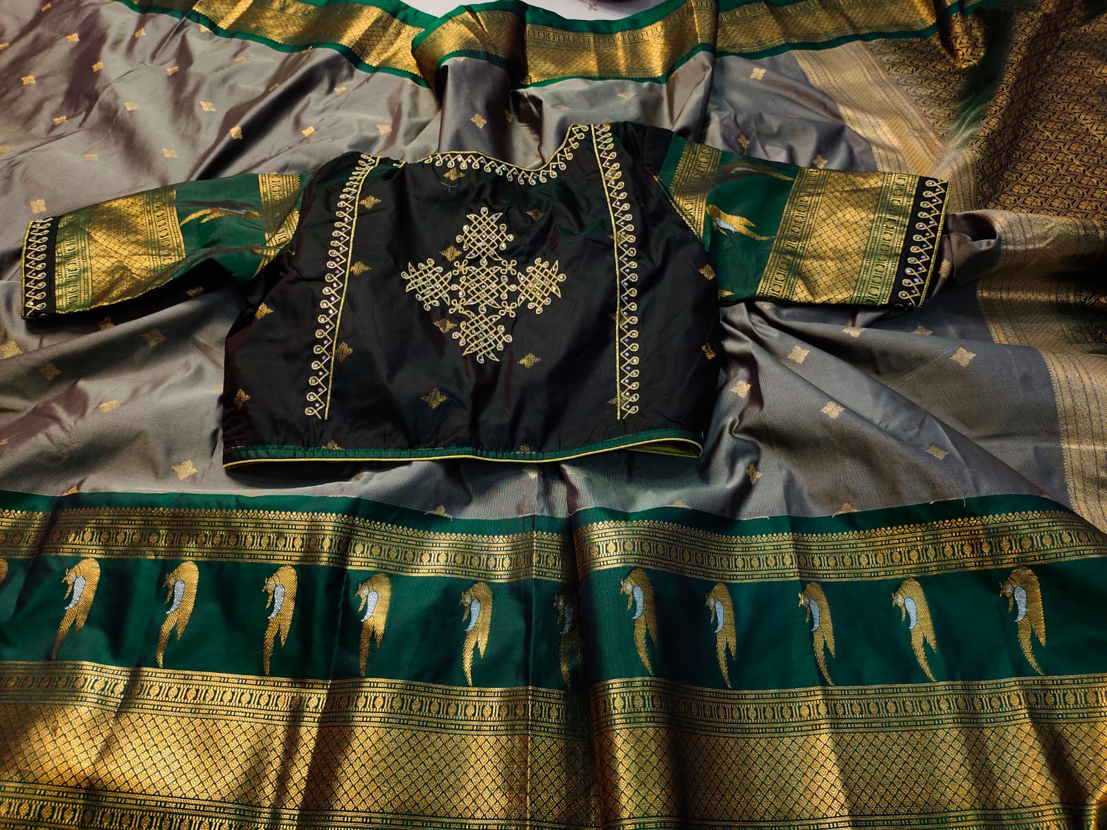 Offer Ready to wear sarees