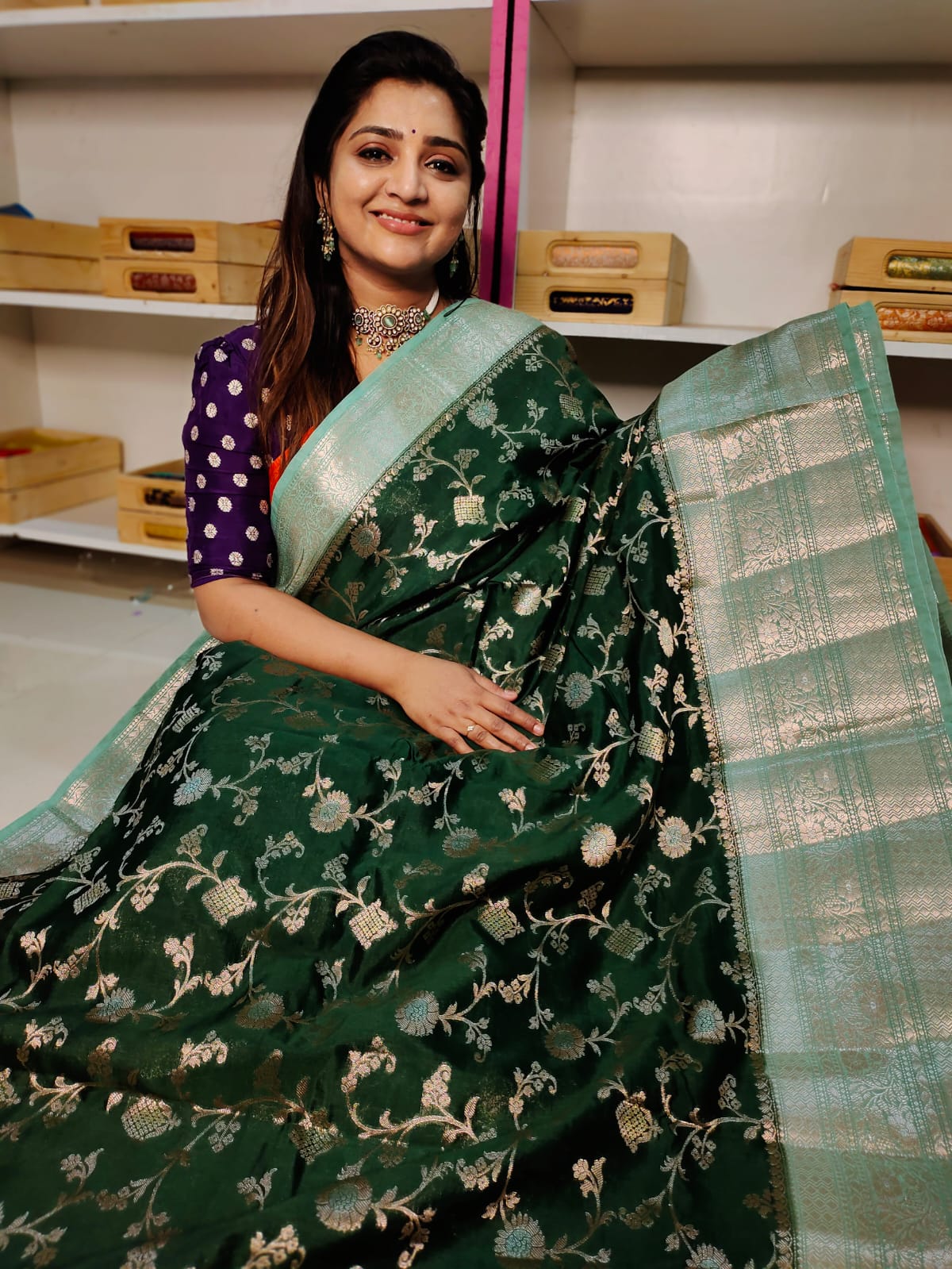 RM2200 ధర