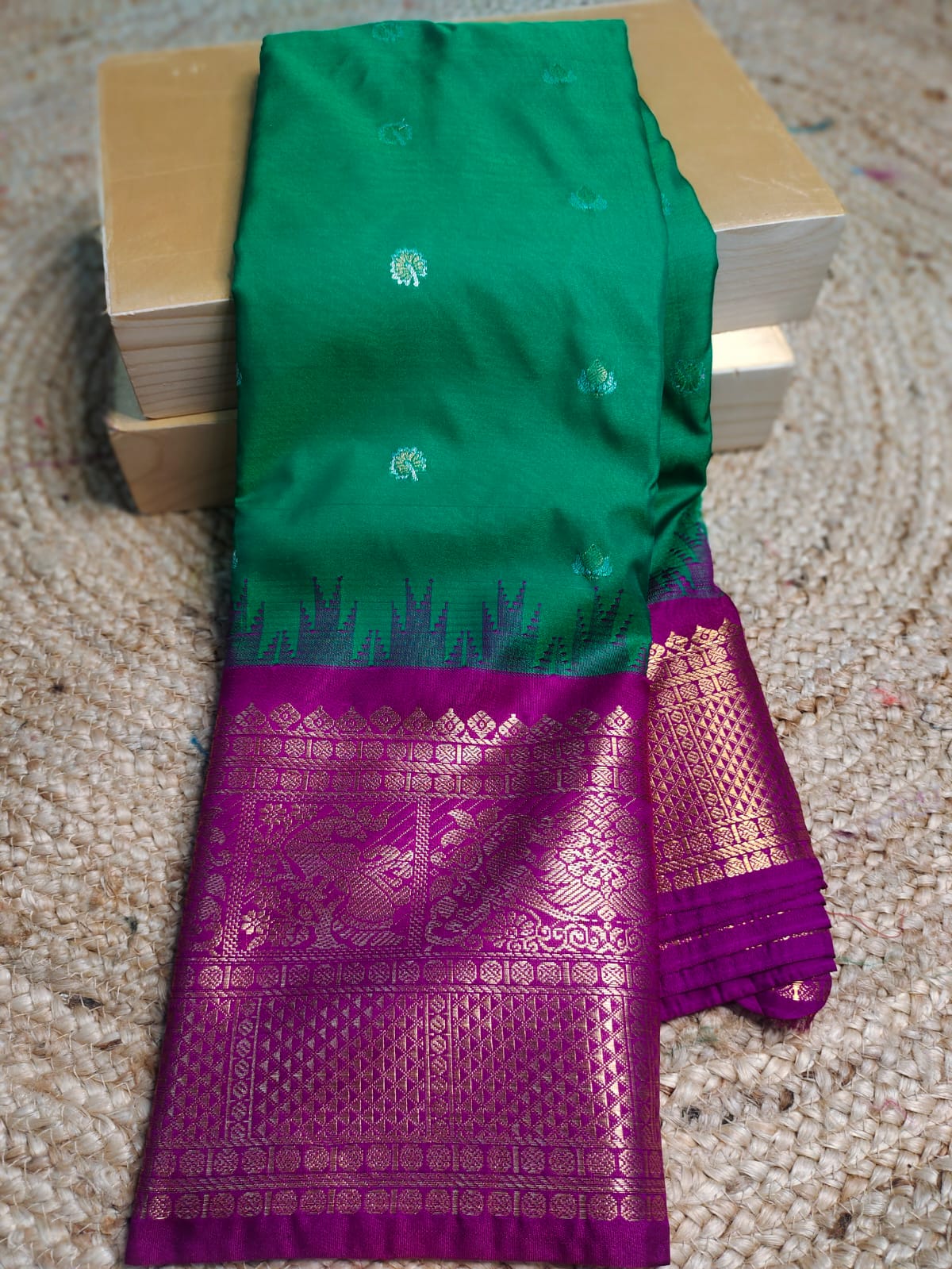 Primeme Meenakari gadwal silk saree