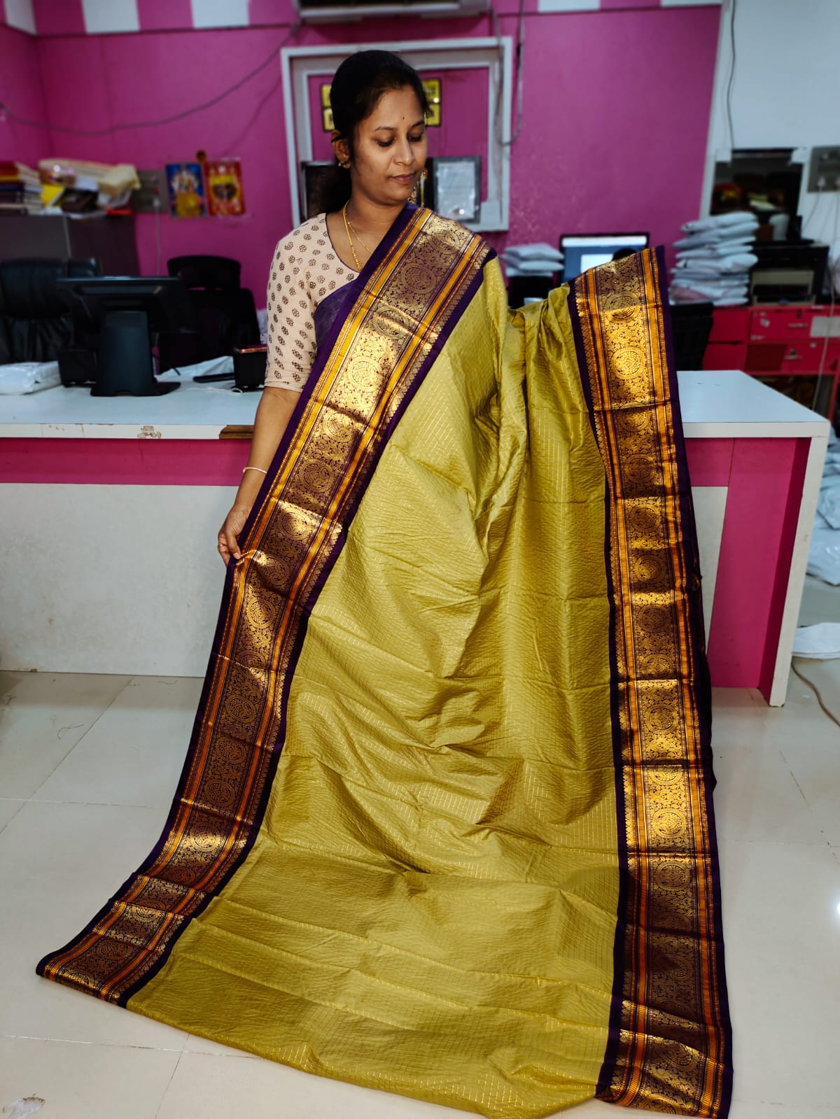 60% offer gadwal saree