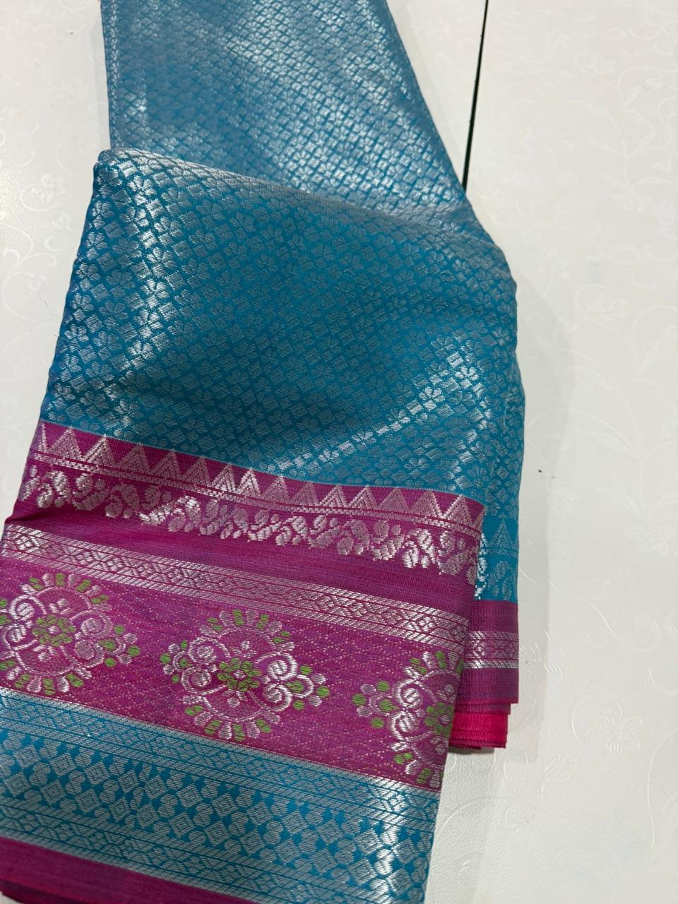 క్లియరెన్స్ అమ్మకం