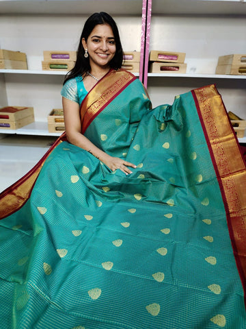 Gadwal offer sarees