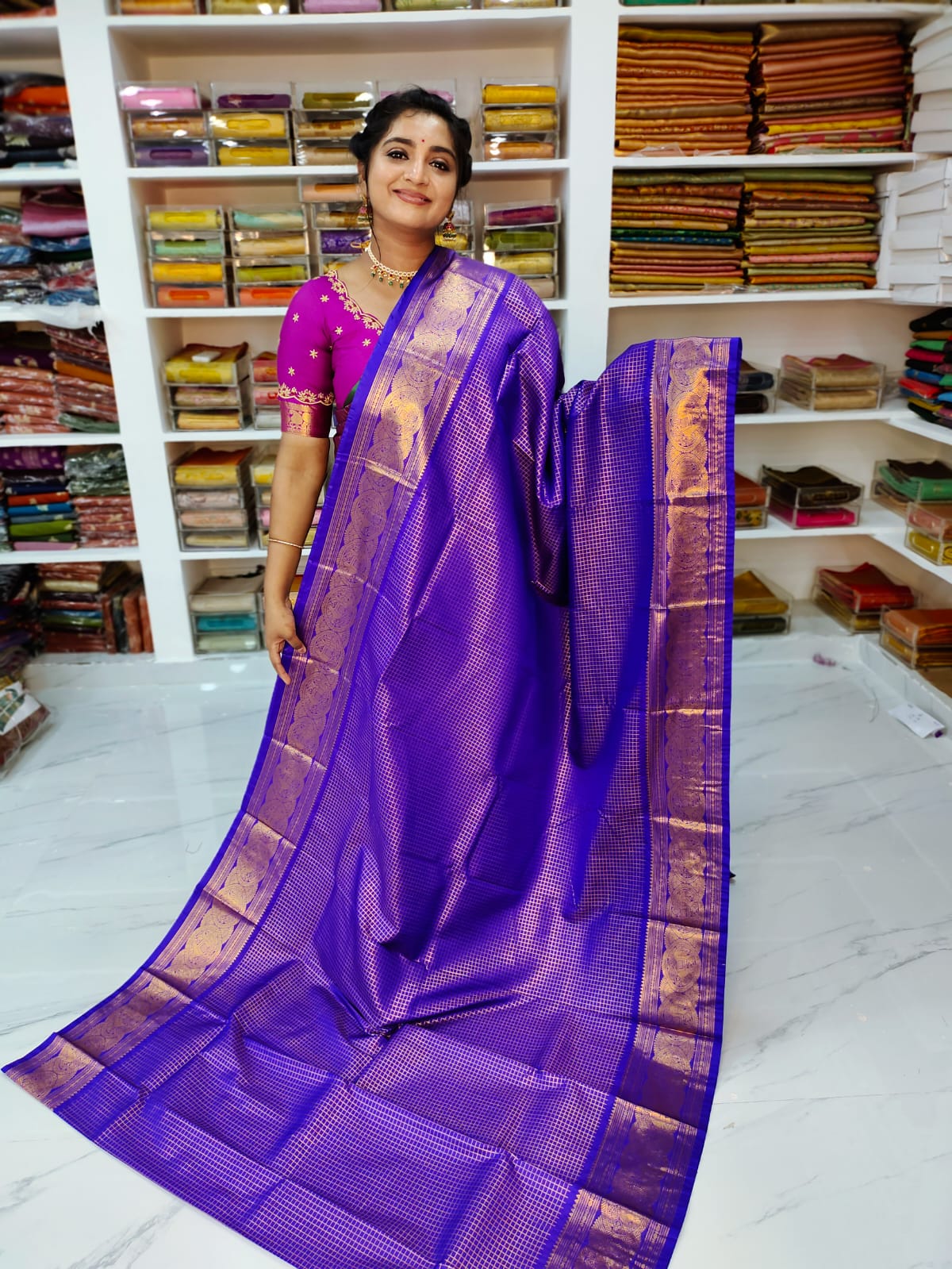 50% offer Valli gadwal