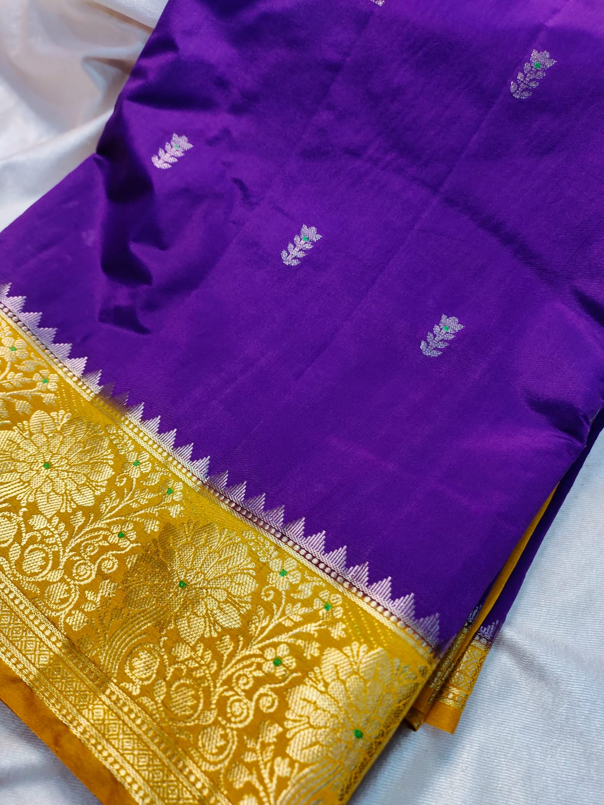 Mango silk