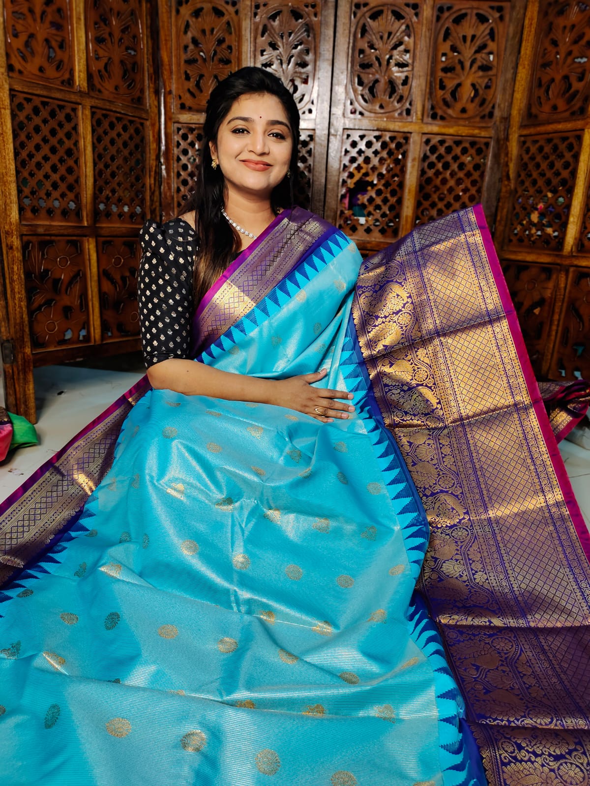 గద్వాల్‌లో 1 గంట డీల్