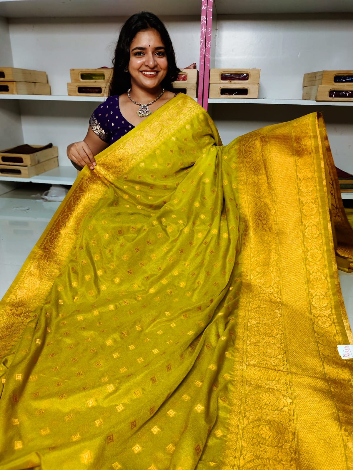 Dussehra offer saree