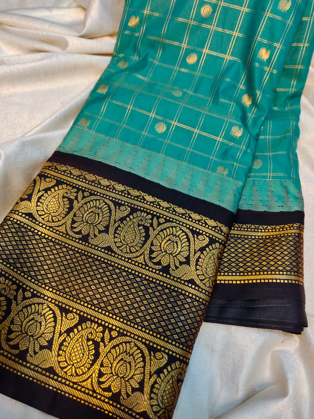 Sravanam gadwal sale