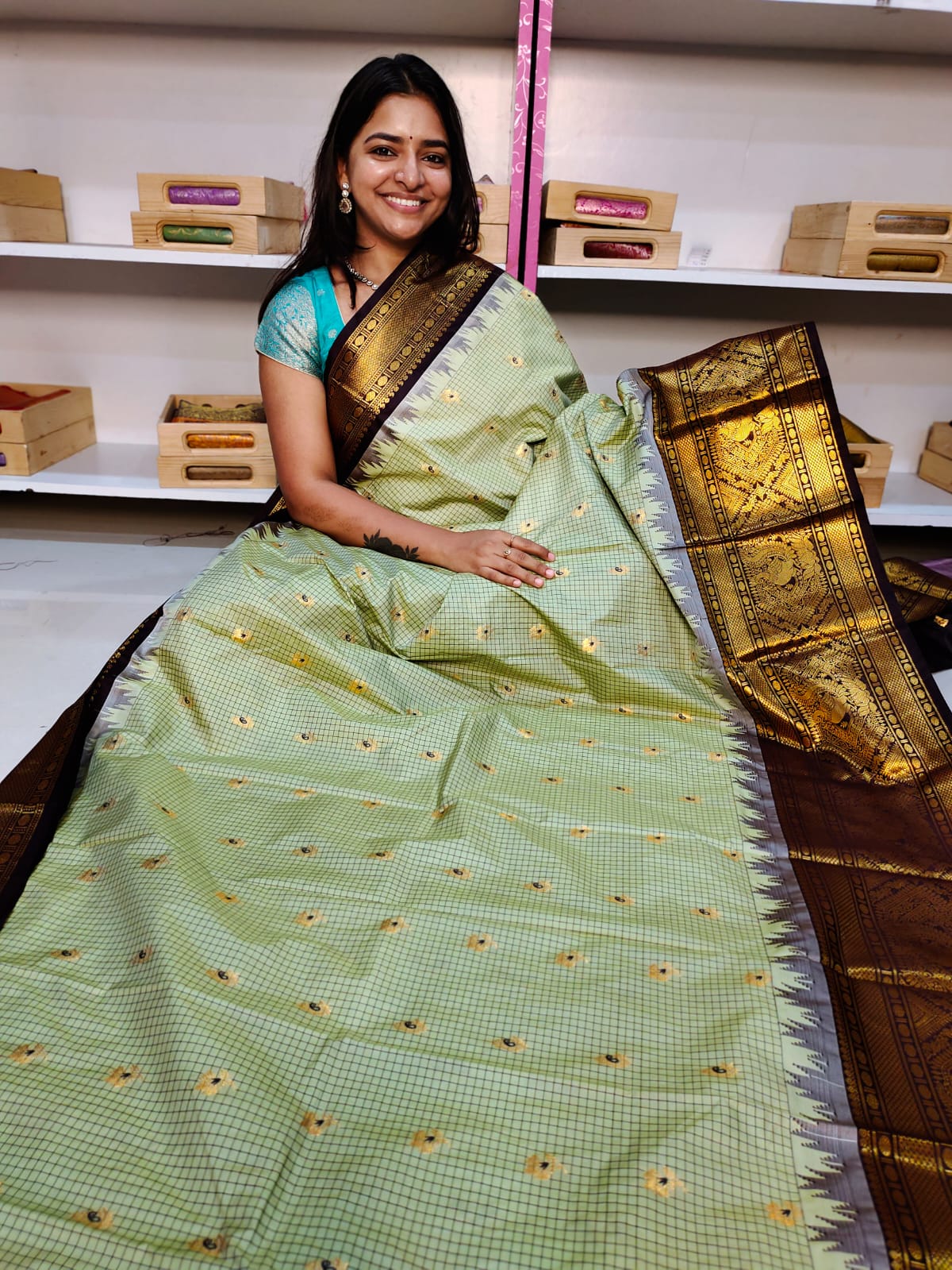 65% offer gadwal sale