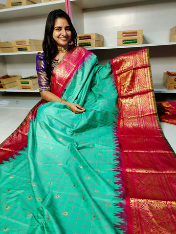 Vitange gadwal silk
