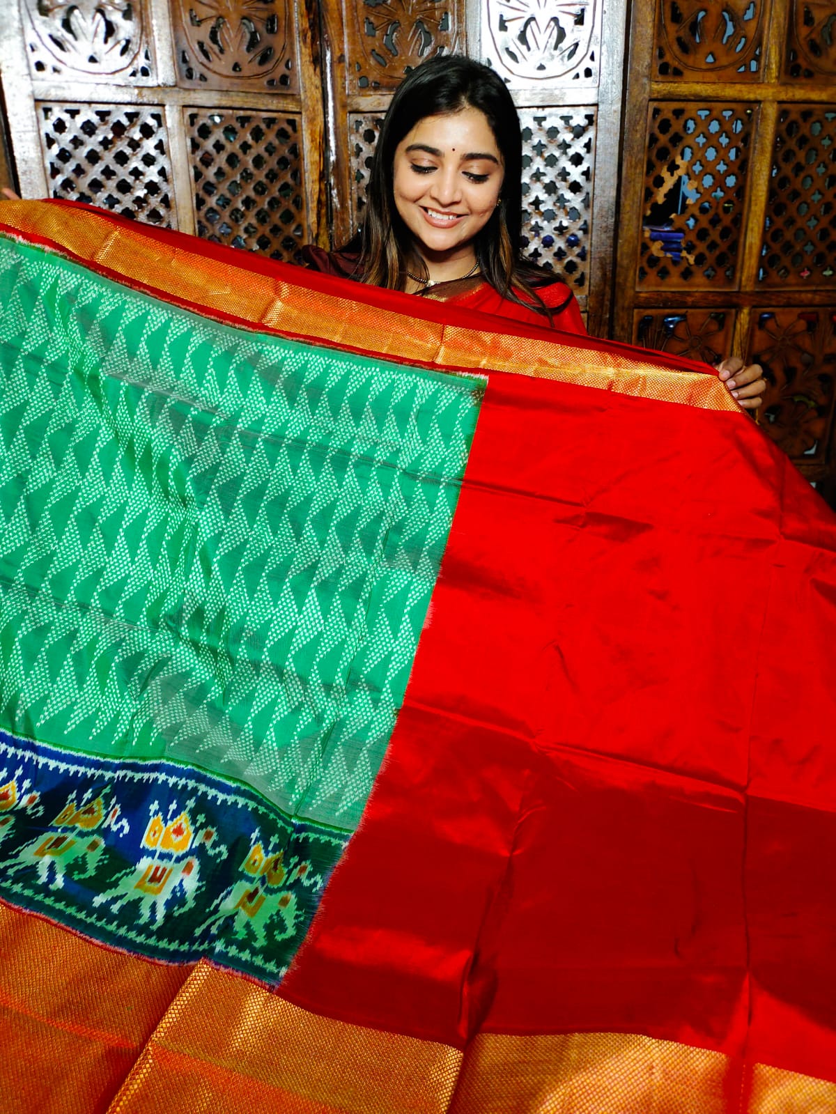 Ikkat lehanga
100% silk mark